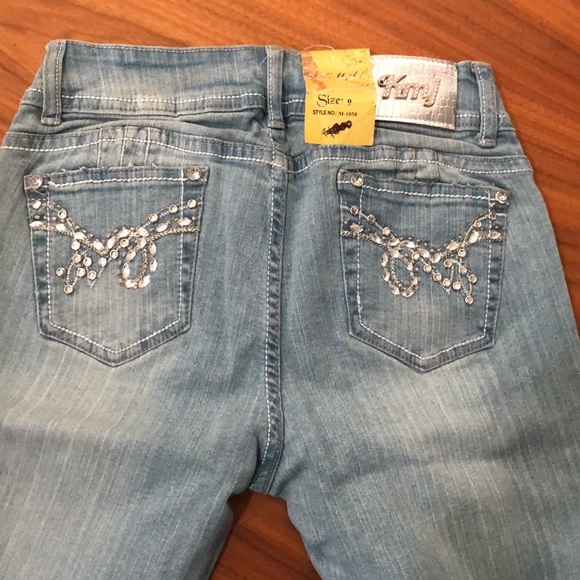 NWT KMJ Junior Girl Light Blue Distressed Jeans Pants Size 9 - Picture 4 of 8